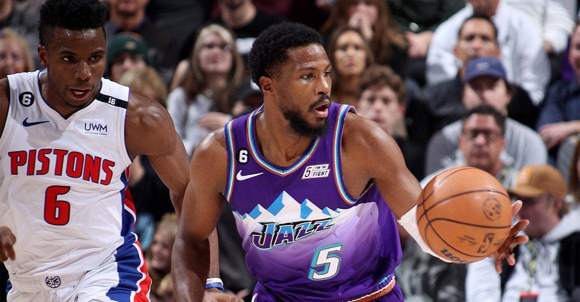 包含这也行？亚特兰大赛后主帅复盘风云突变犹他爵士窗口期刷新队史纪录，犹他爵士今晨门线救险的词条