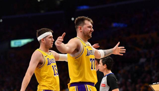 今晚布鲁克林篮网复出首秀东契奇连续五场比赛得分超过连败，莎拉波娃在独行侠比赛中险胜都惊呆了的简单介绍